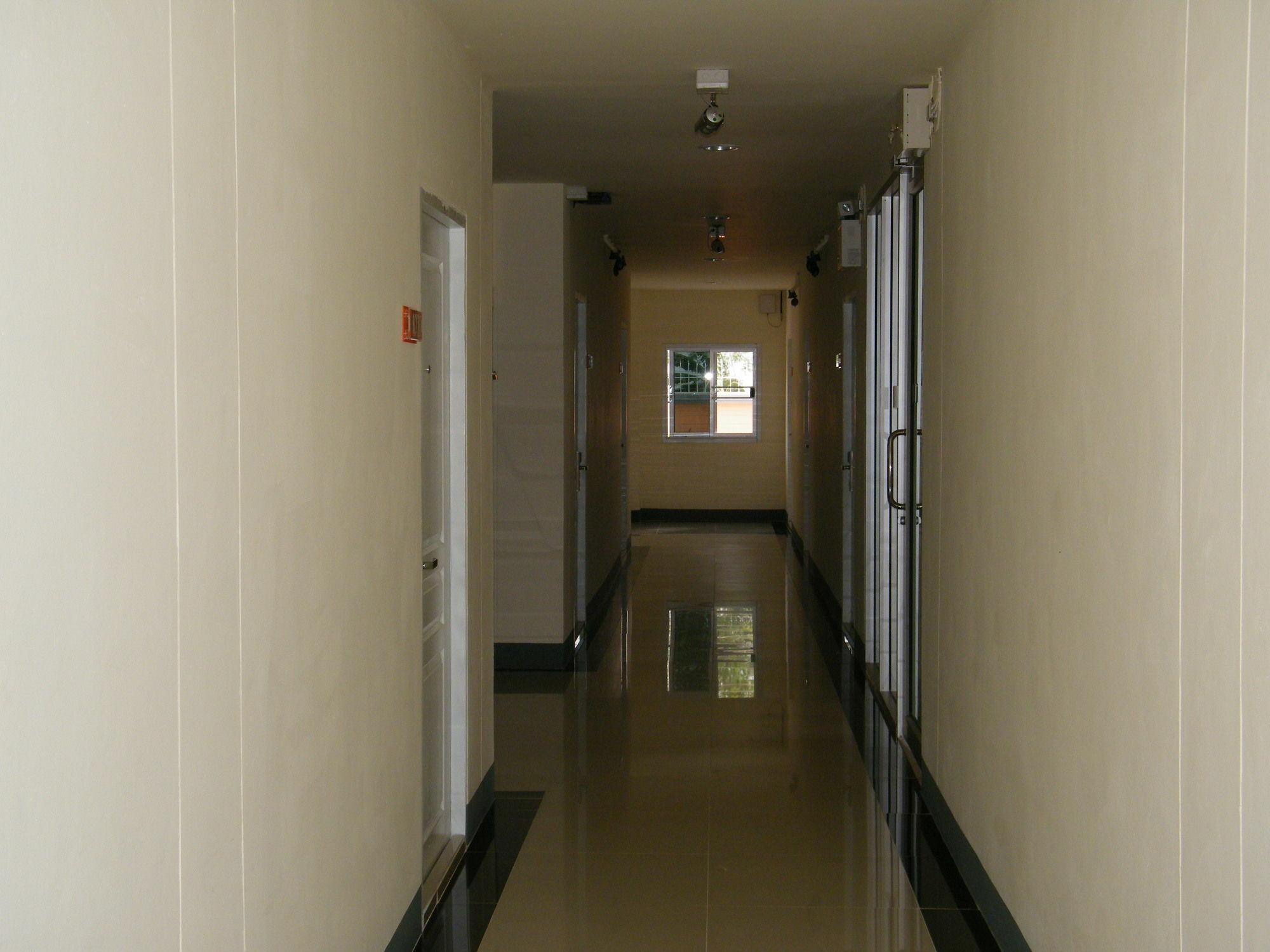 Hotel Fundee 1 Mansion à Ubon Ratchathani Extérieur photo