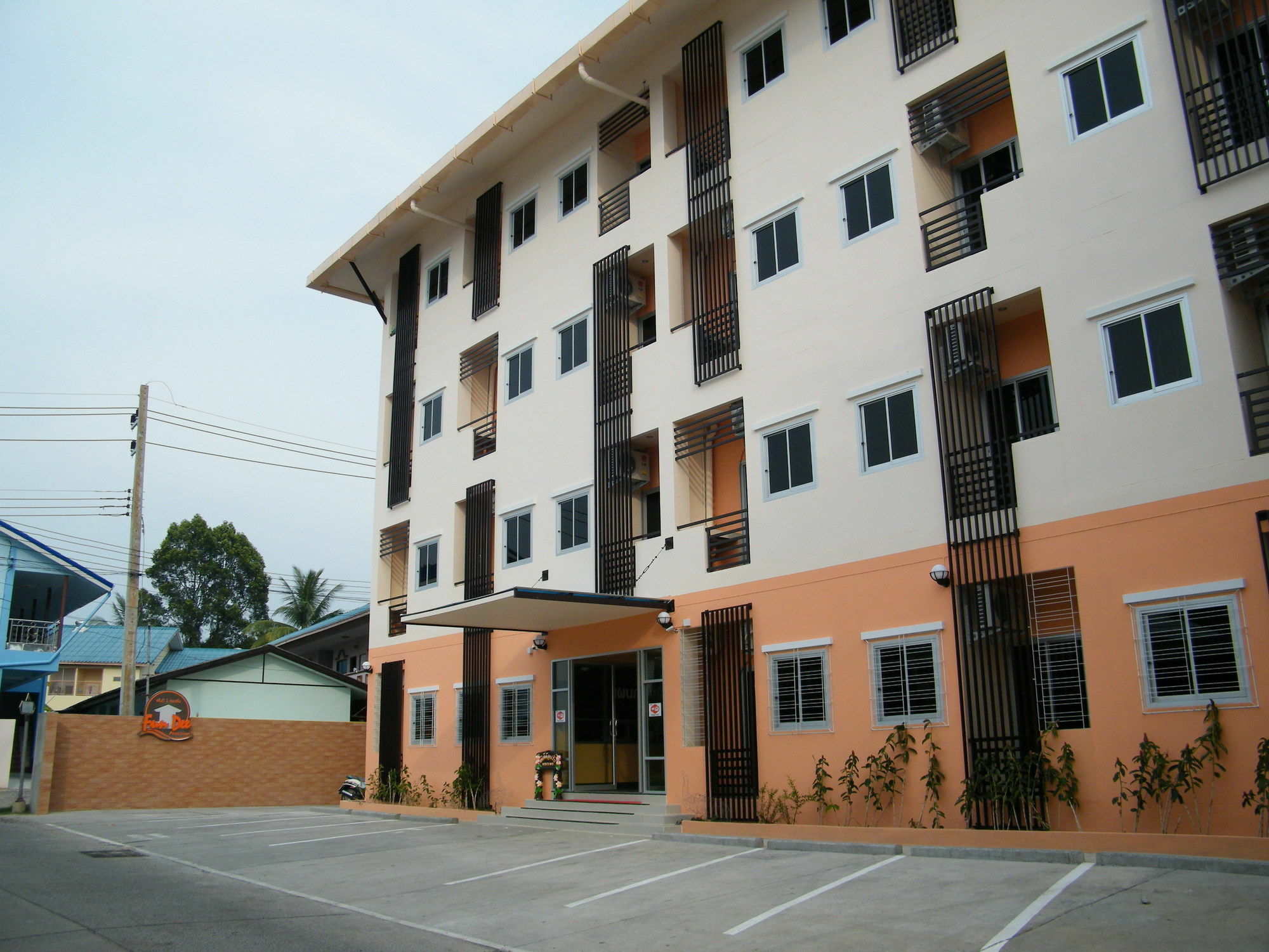Hotel Fundee 1 Mansion à Ubon Ratchathani Extérieur photo